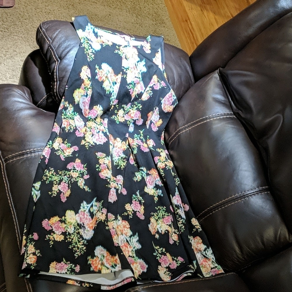 Candies XL Sleeveless Floral Dress